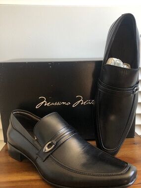 NWOT Massimo Matteo Black Leather Slip-On Dress Loafers. Size 10 1/2